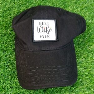 💩 Black 'Best Wife Ever' Cap